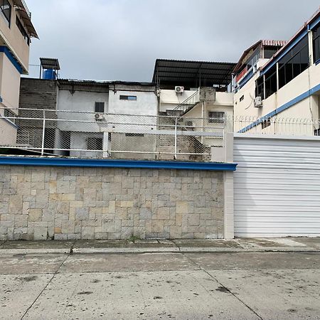 Hotel Murali - Cerca Del Aeropuerto De Guayaquil Exterior photo