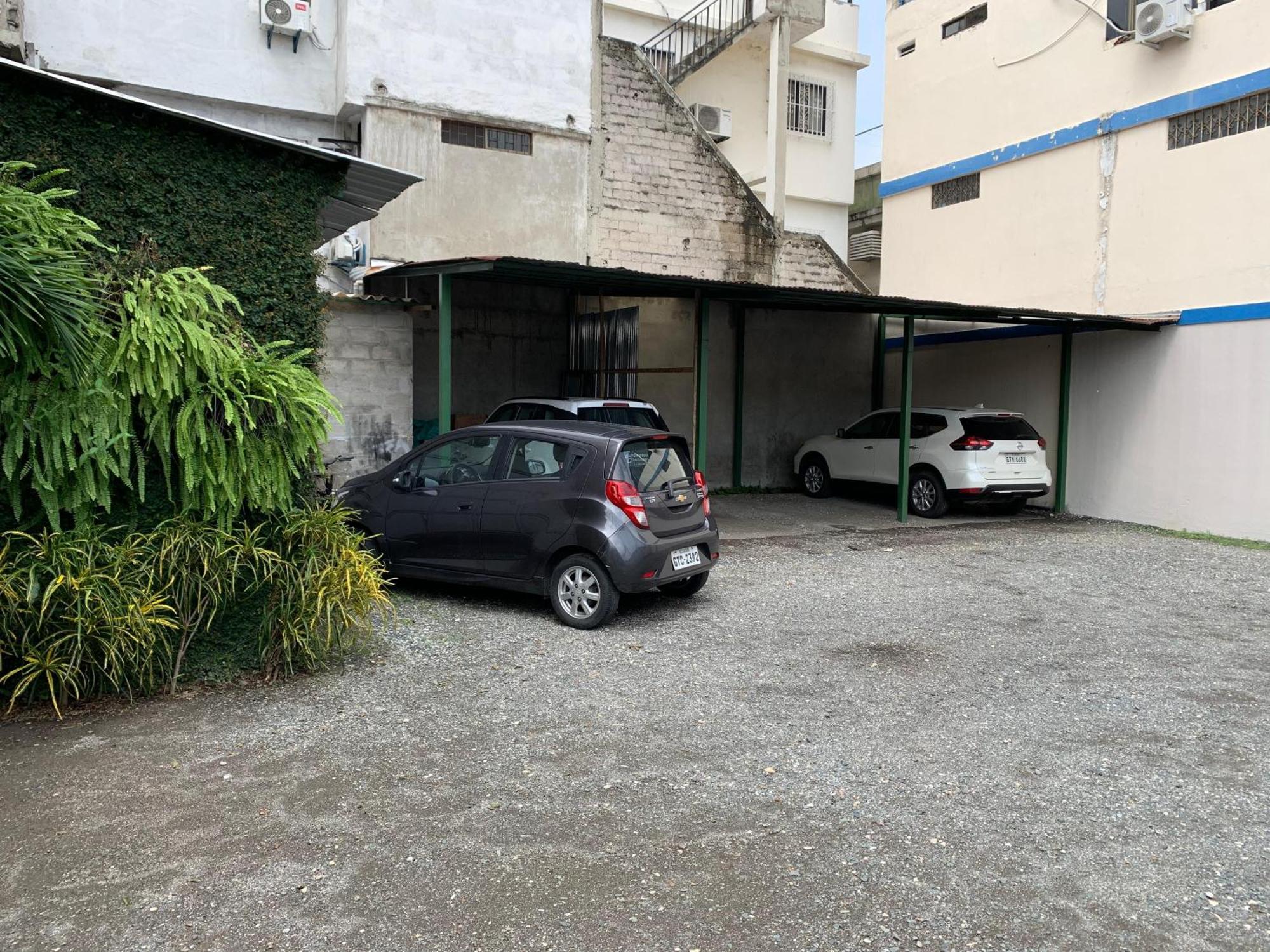 Hotel Murali - Cerca Del Aeropuerto De Guayaquil Exterior photo